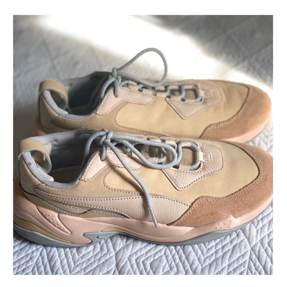 PUMA ® chunky sneakers - Picture 1 of 5